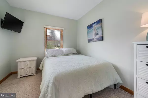 Manahawkin, NJ 08050,43 FLORENCE LN