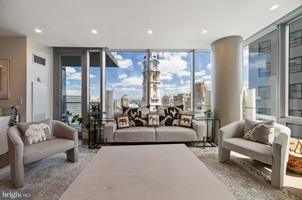 Philadelphia, PA 19102,1414 S PENN SQ #22B