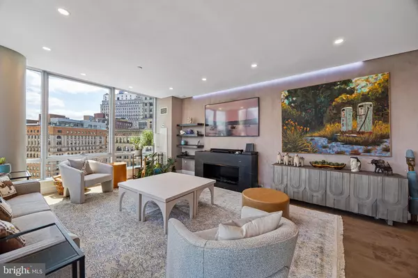 Philadelphia, PA 19102,1414 S PENN SQ #22B