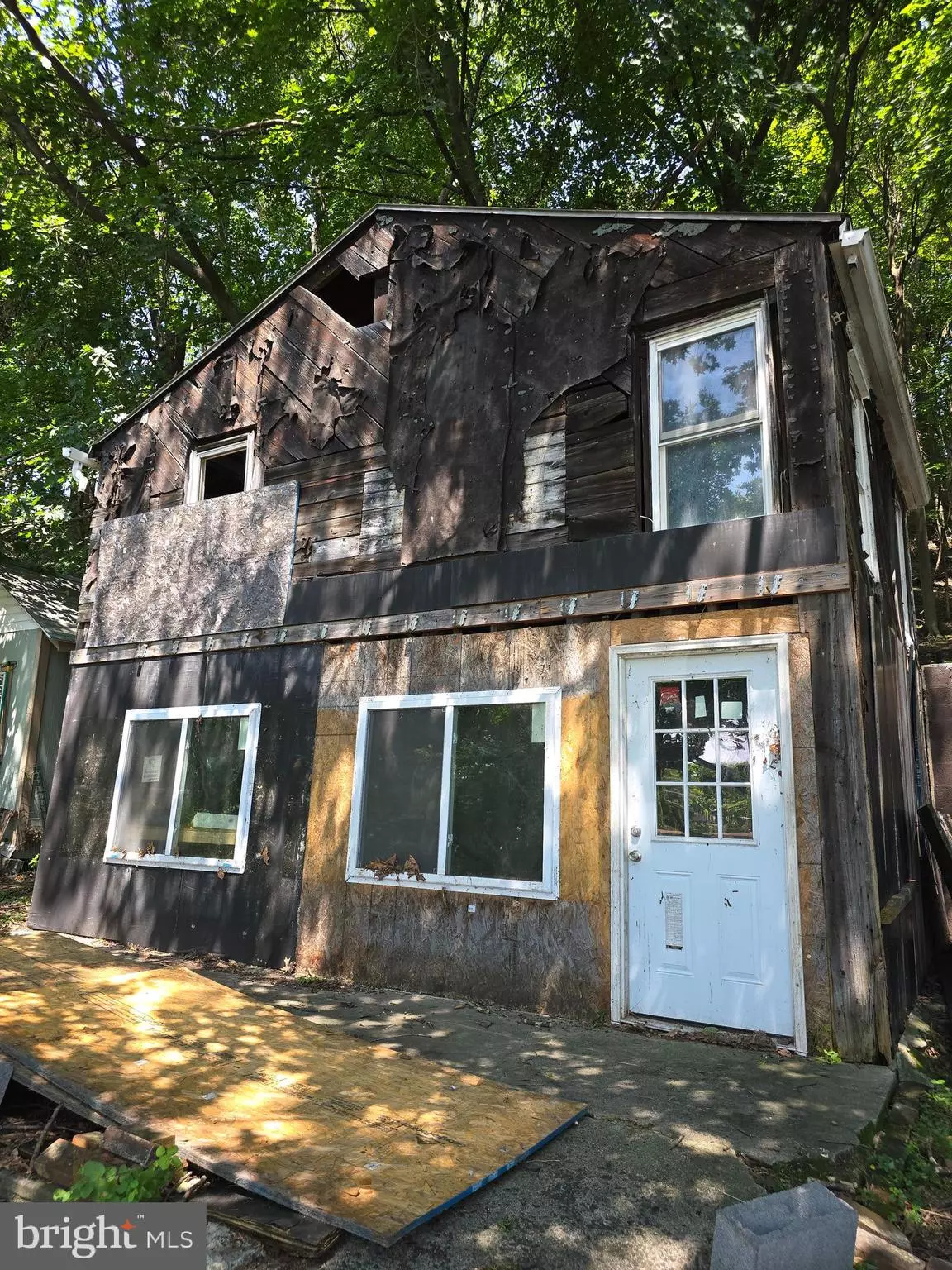 Pottsville, PA 17901,762 PORT CARBON ST CLAIR HWY ST