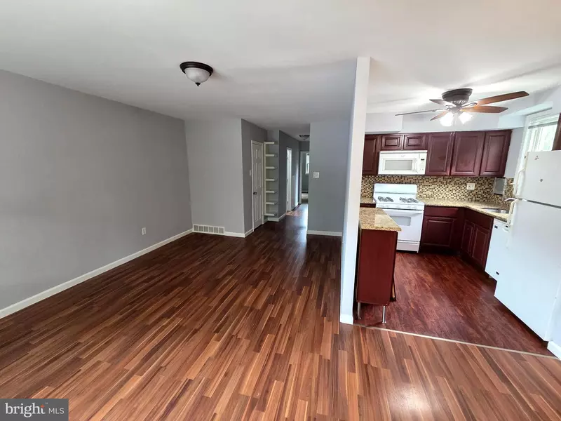 224 ROBINA ST #2ND FLOOR, Philadelphia, PA 19116