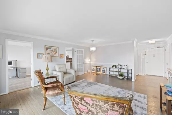 Alexandria, VA 22304,203 YOAKUM PKWY #1206