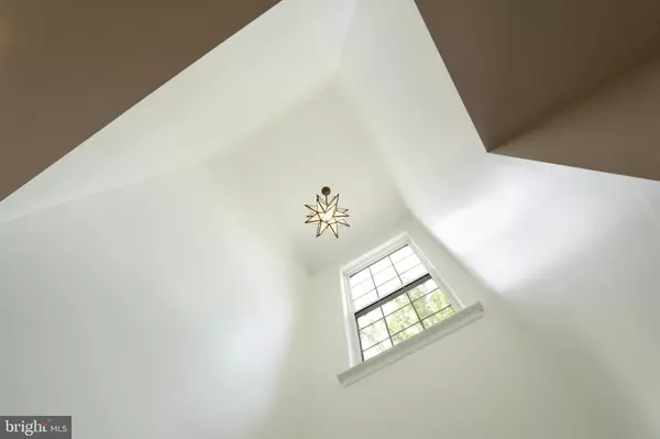 Brambleton, VA 20148,42576 MAGELLAN SQ