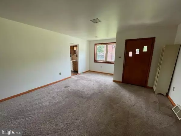 Lewistown, PA 17044,67 AIRPORT HILL RD