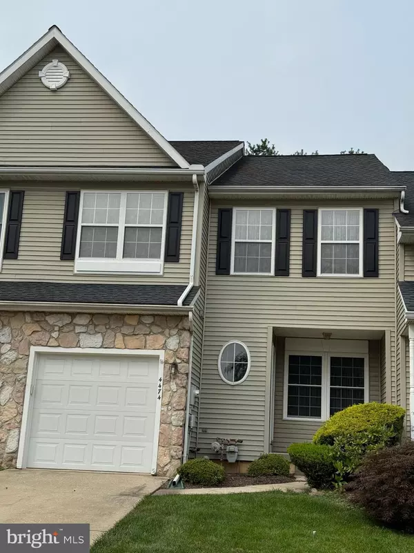 4474 FAIRWAY, Center Valley, PA 18034