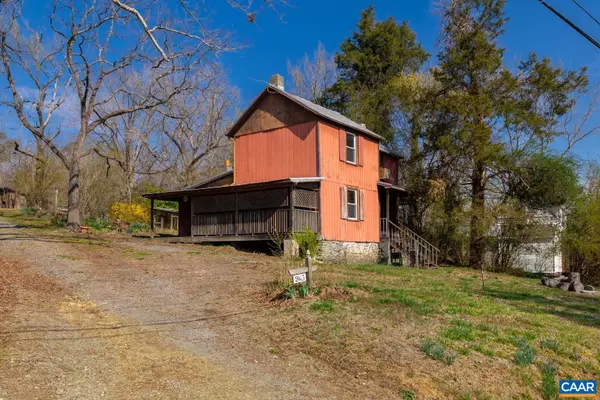 2143 SALEM RD, Schuyler, VA 22969