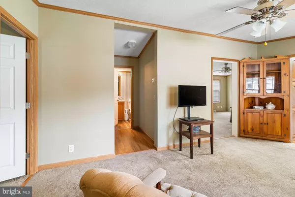 Norristown, PA 19403,44 N BARRY AVE