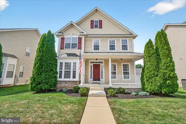 225 COLONIAL DR, Charles Town, WV 25414