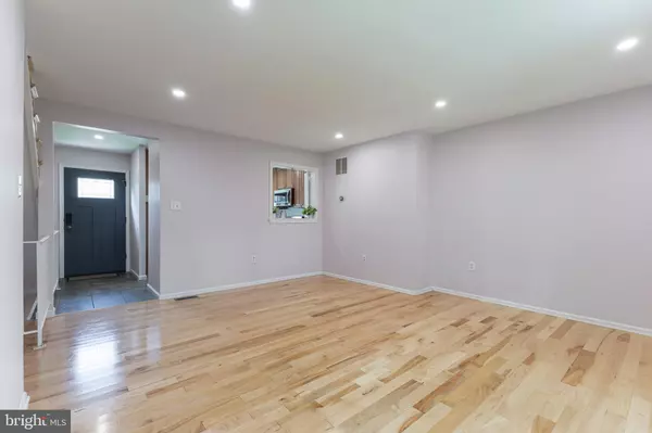Springfield, VA 22153,7907 PEBBLE BROOK CT