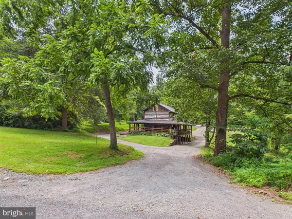 Elliottsburg, PA 17024,1640 DUNKLEBERGER RD