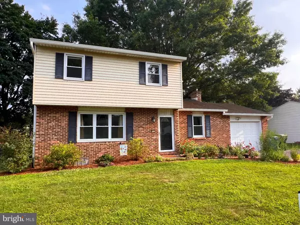 1113 FLORIBUNDA LN, Mechanicsburg, PA 17055