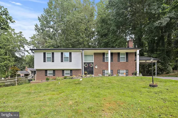 9903 MCINTOSH DR, Dunkirk, MD 20754