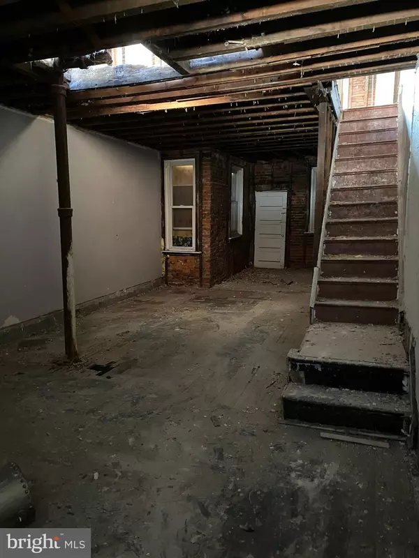 Philadelphia, PA 19132,2860 N 23RD ST