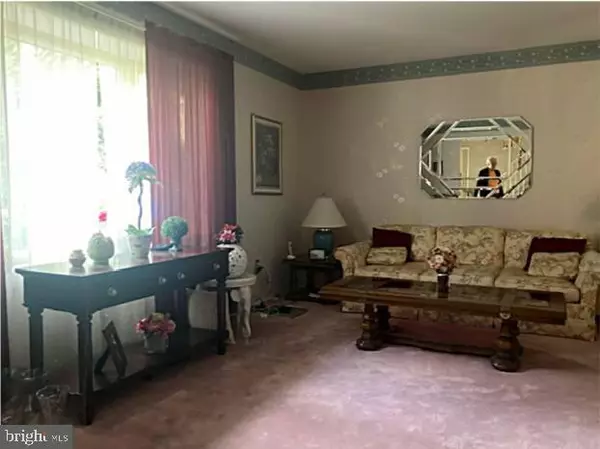 Langhorne, PA 19047,710 FOX CT