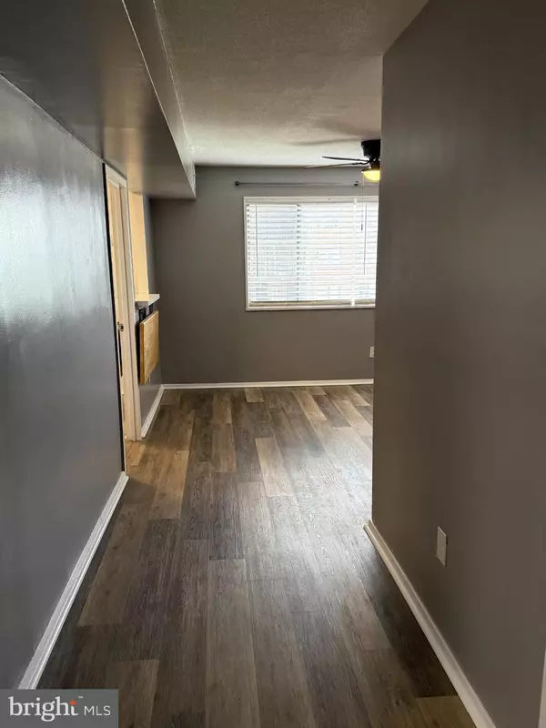 Hyattsville, MD 20783,1836 METZEROTT RD #1615