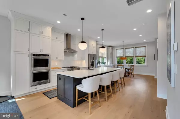 Newtown Square, PA 19073,367 W HORSESHOE TRL