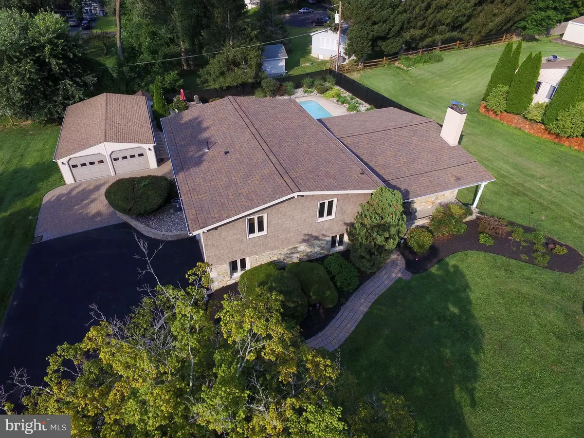 Southampton, PA 18966,987 HILLSIDE DRIVE