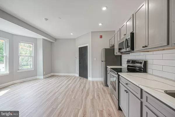 Philadelphia, PA 19143,323 S 51ST ST #5