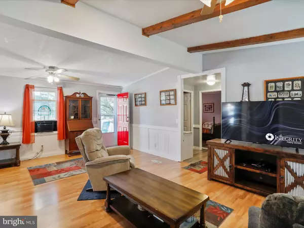 Berkeley Springs, WV 25411,36 CONCORD AVE
