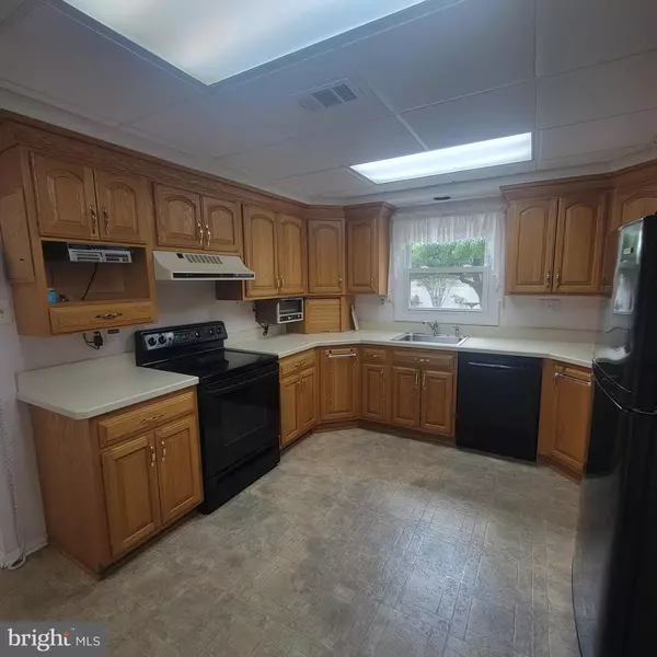 Gambrills, MD 21054,2317 SILVER WAY