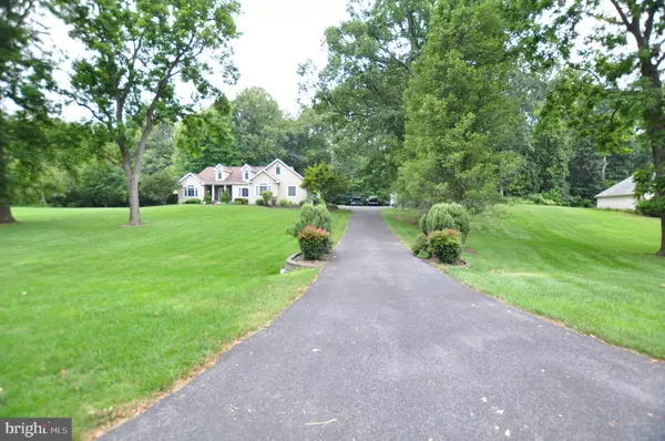 Martinsburg, WV 25403,451 APPIAN WAY