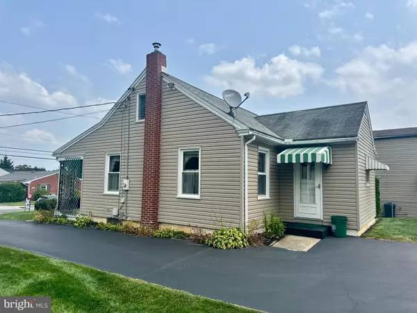 Lititz, PA 17543,41 & 43 PLUM ST