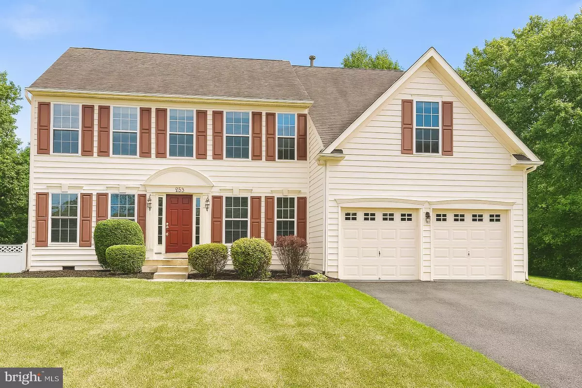 Williamstown, NJ 08094,960 MANNINGTON DR
