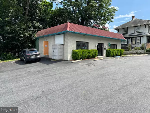 Reading, PA 19606,267 CARSONIA AVE