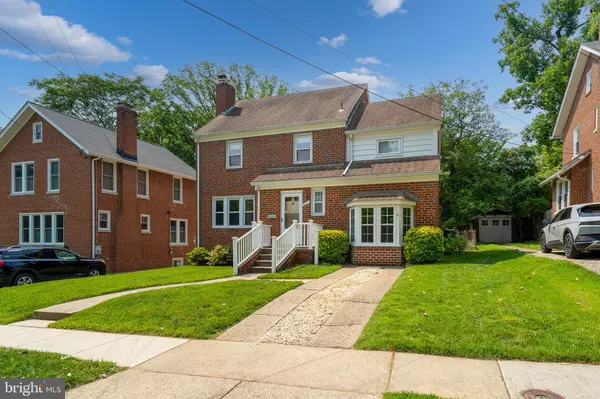 Hyattsville, MD 20782,4211 TUCKERMAN ST