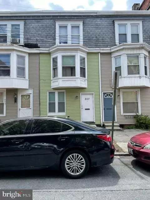 Harrisburg, PA 17101,207 BRIGGS ST