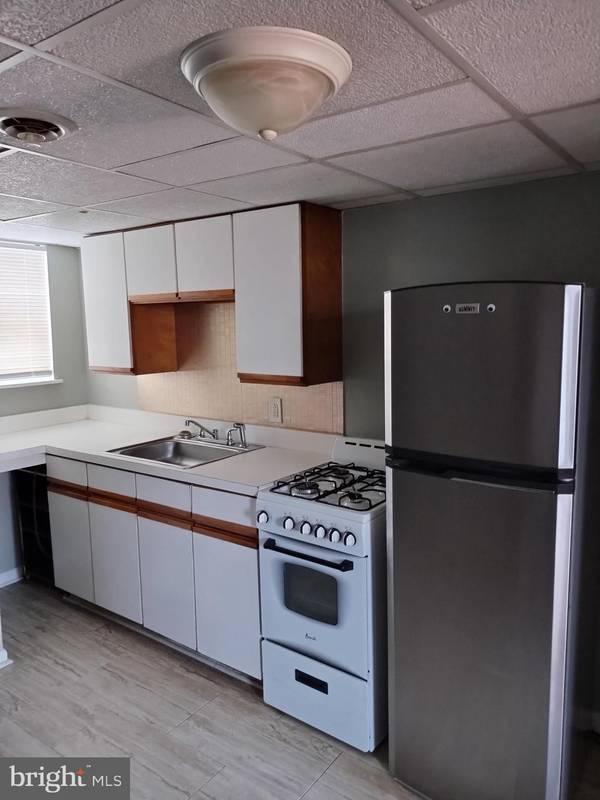 Philadelphia, PA 19147,1112 CARPENTER ST #3RD FLOOR