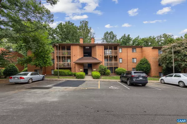 113 TURTLE CREEK RD #3, Charlottesville, VA 22901