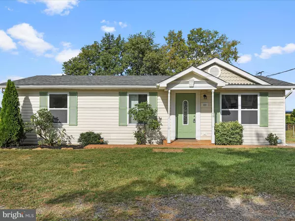 123 PLUM TREE LN, Ranson, WV 25438