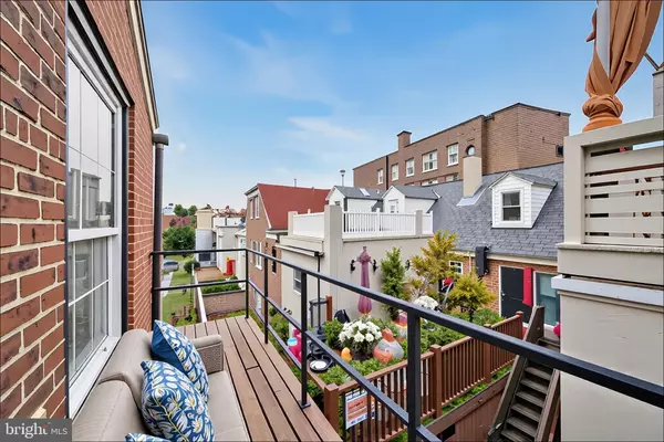 Philadelphia, PA 19147,536 MONTROSE ST #B