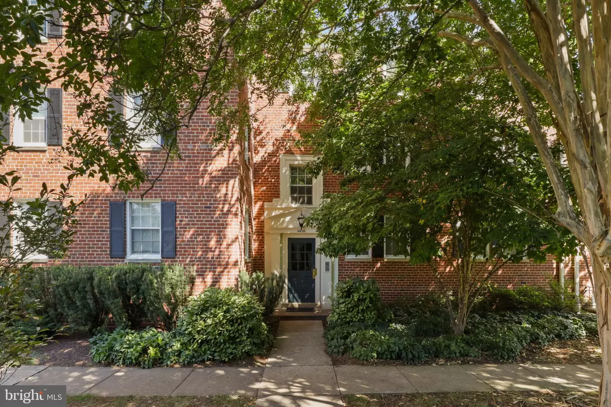 Alexandria, VA 22307,6610 E WAKEFIELD DR #B2