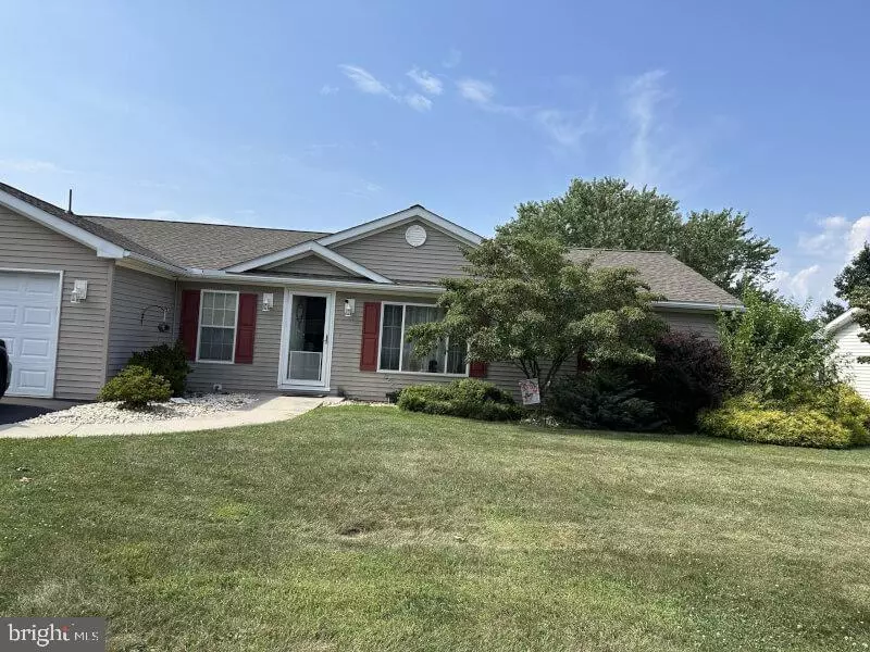 114 ALLISON PL, Blandon, PA 19510