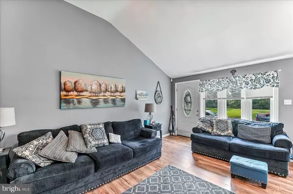 Folsom, PA 19033,516 EDGEWOOD AVE