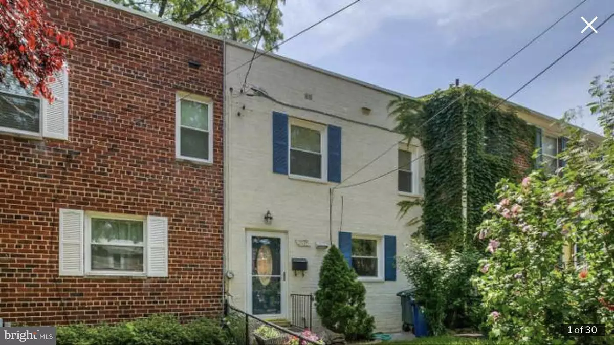 Alexandria, VA 22305,2935 LANDOVER ST