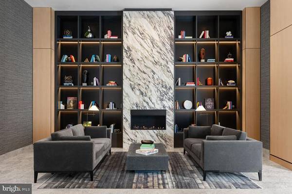 Philadelphia, PA 19107,210 S 12TH ST #1B-1-16N