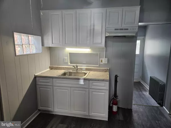 Norristown, PA 19401,812 KOHN ST