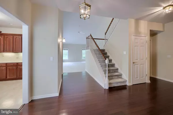 York, PA 17402,1745 STONE HILL DR