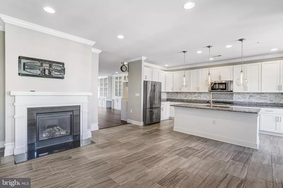 Alexandria, VA 22301,621 BLUEMONT AVE