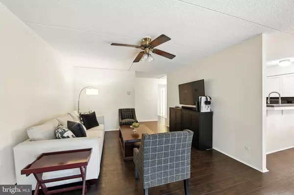 Downingtown, PA 19335,200 WINDING WAY #J # 15
