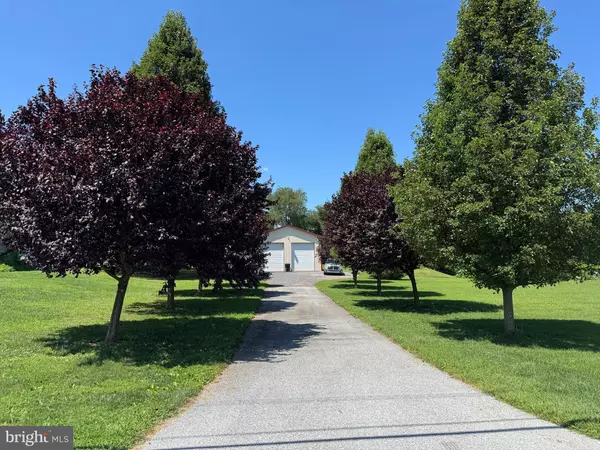 1208-L OLD AIRPORT RD, Douglassville, PA 19518