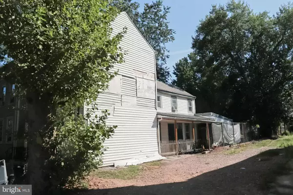 Trenton, NJ 08611,526 LAMBERTON ST