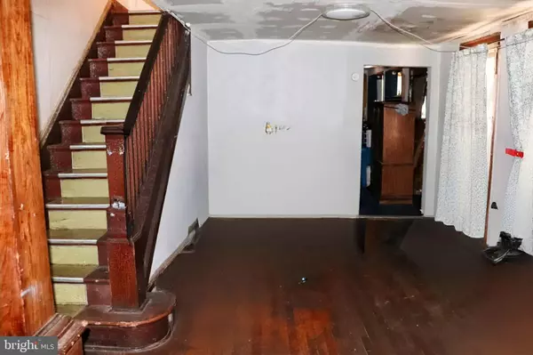 Trenton, NJ 08611,526 LAMBERTON ST