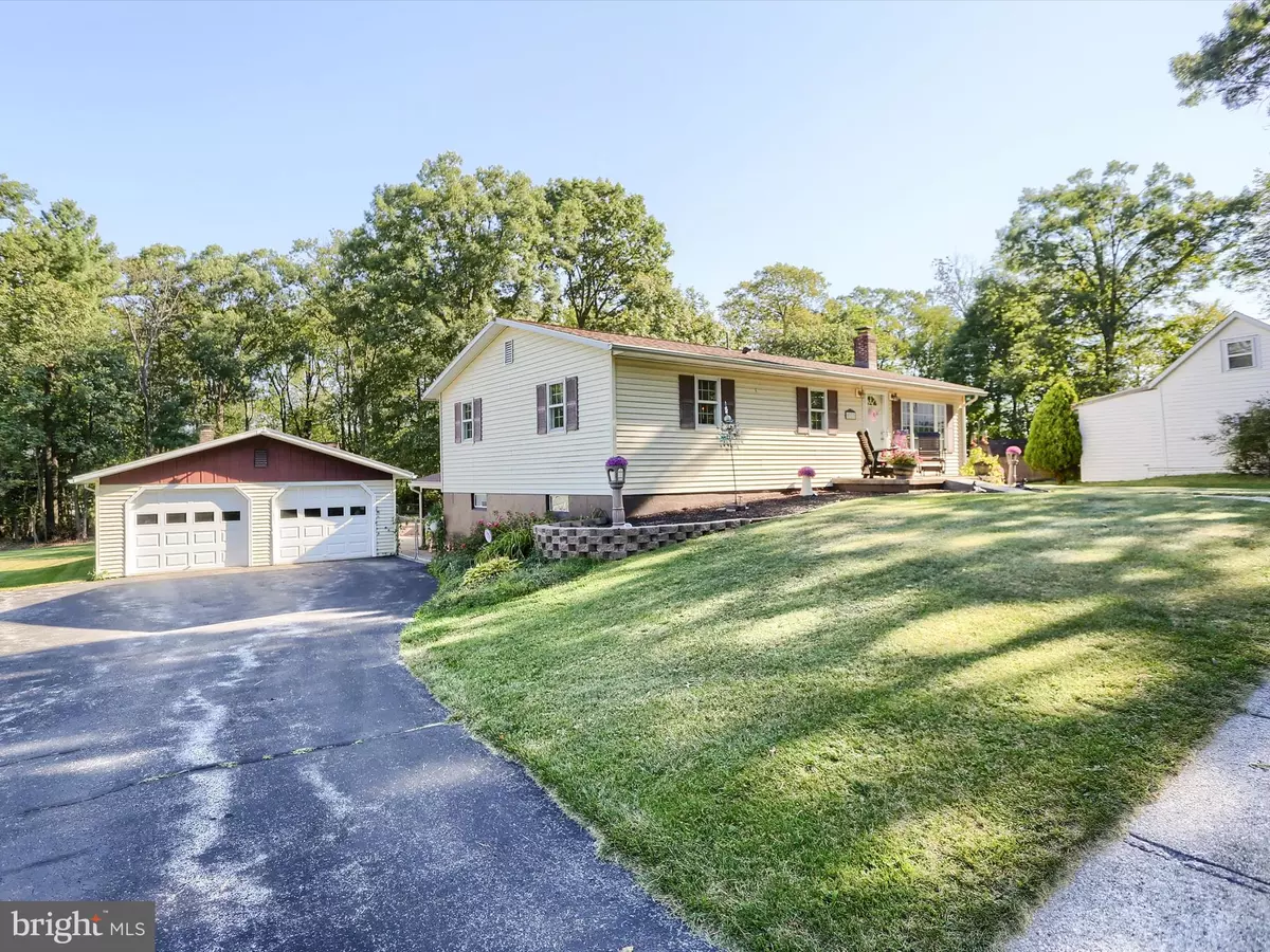 Fayetteville, PA 17222,5333 SPRUCE ROAD
