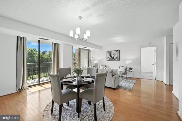 Falls Church, VA 22043,2230 GEORGE C MARSHALL DR #814