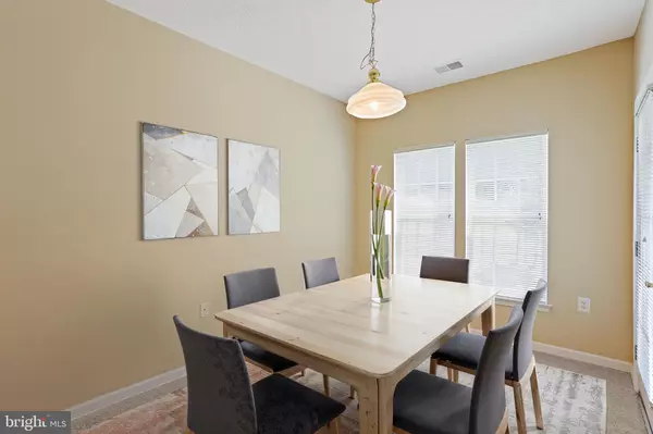 Odenton, MD 21113,2494 AMBER ORCHARD CT E #202