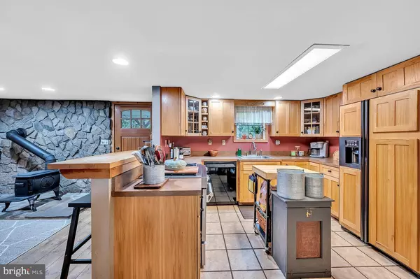 New Egypt, NJ 08533,33 FORT AVE